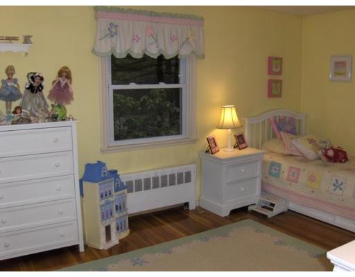 2 Wilson Road Bedford, MA 01730 - Photo 9 of 15 Gallery Image 9