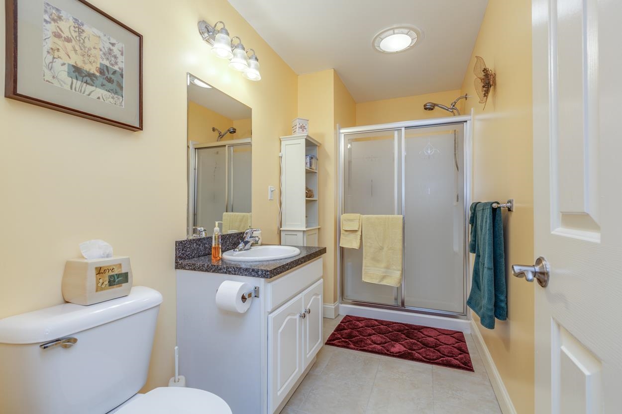 9 Arbor Circle Litchfield, NH 03052 - Photo 22 of 40