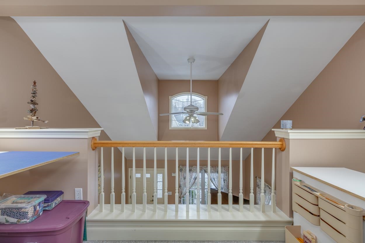 9 Arbor Circle Litchfield, NH 03052 - Photo 25 of 40