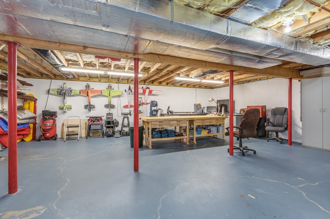 9 Arbor Circle Litchfield, NH 03052 - Photo 27 of 40