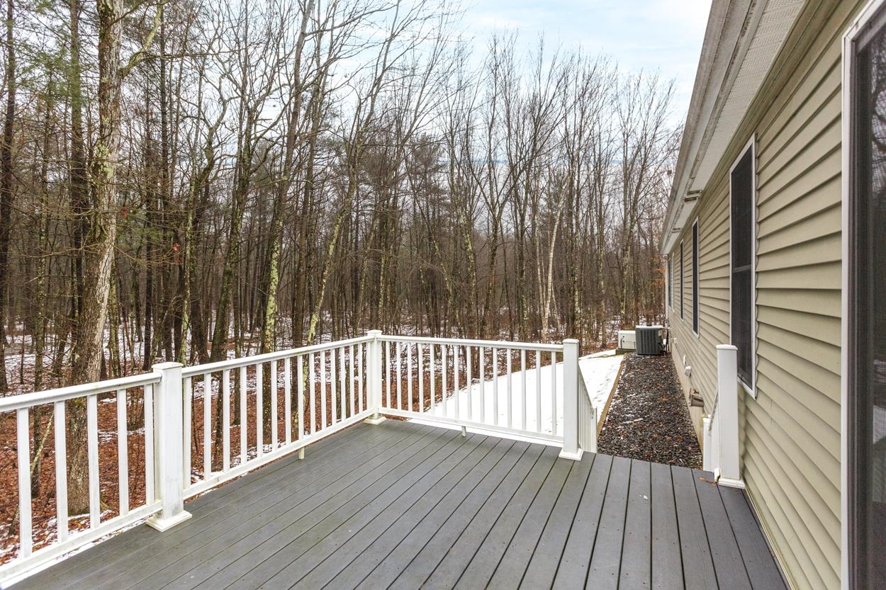 9 Arbor Circle Litchfield, NH 03052 - Photo 30 of 40