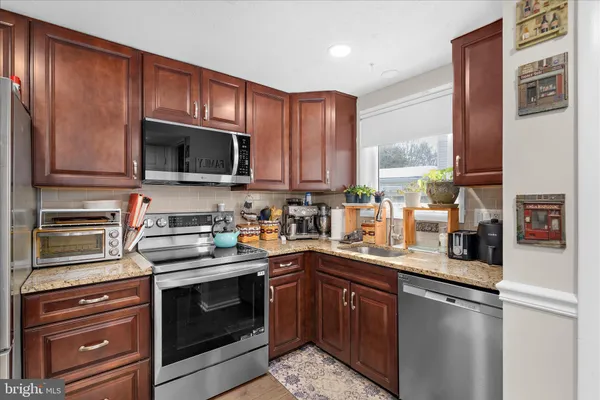 $380,000 | 8085 Castle Rock Court, Pasadena, MD 21122
