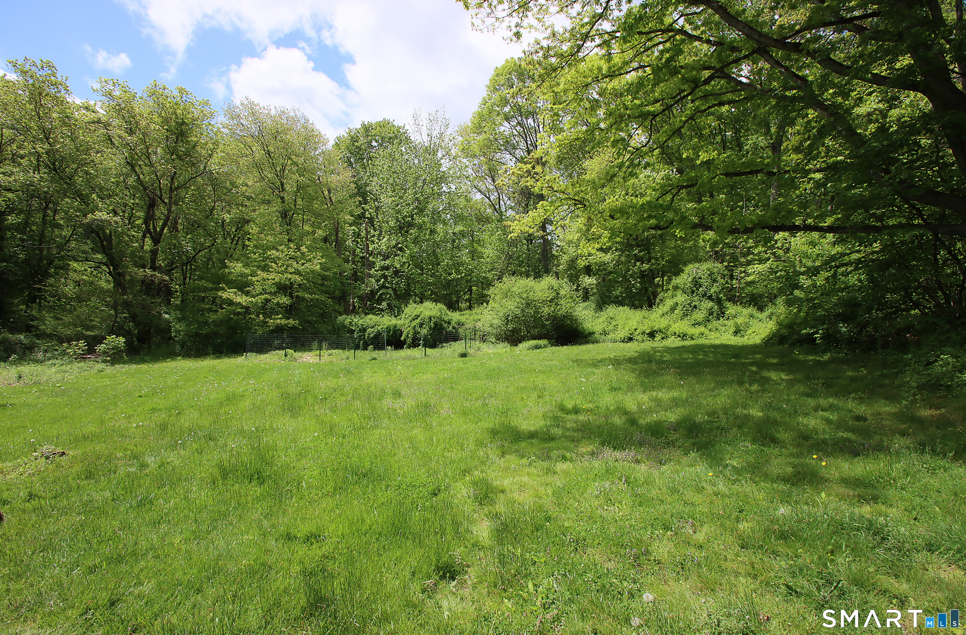 440 Dunbar Hill Road Hamden, CT 06514 - Photo 24 of 26