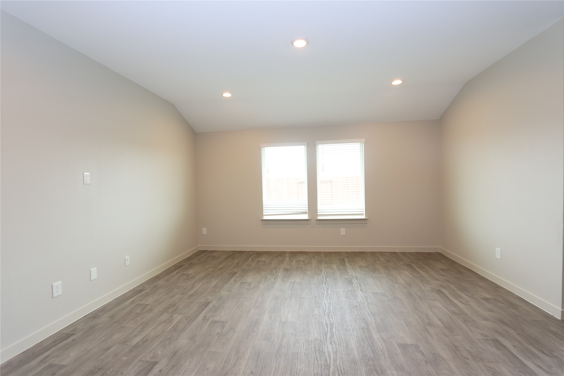 8215 Brahman Lane Rosharon, TX 77583 - Photo 10 of 18