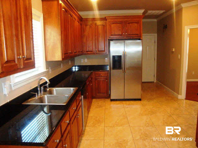 9345 Collier Loop Daphne, AL 36526 - Photo 6 of 14 STAINLESS STEEL APPLIANCES