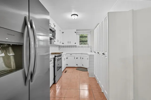 $179,000 | 1210 North Calhoun Street, Perry, FL 32347