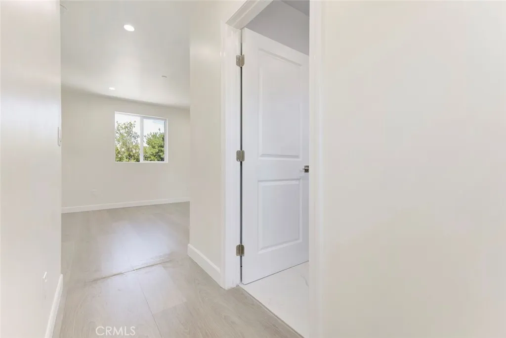 7044 Greeley Street, Unit 2 Tujunga, CA 91042 - Photo 16 of 20