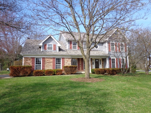 100 Thornhill Farm Road St. Charles, IL 60175 - Photo 1 of 24