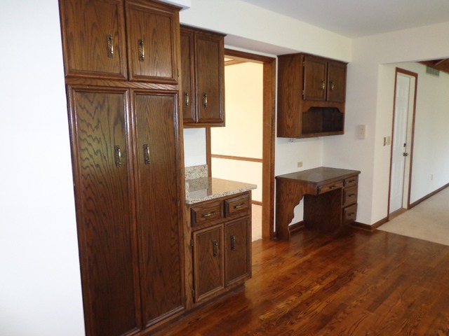 100 Thornhill Farm Road St. Charles, IL 60175 - Photo 5 of 24