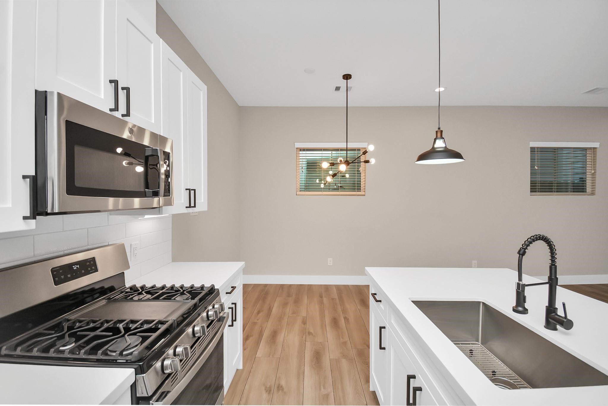 1235 West Tidwell Road Houston, TX 77091 - Photo 11 of 27
