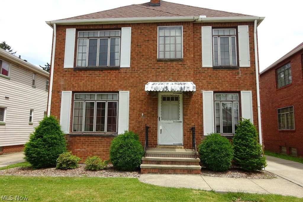 3541 Warren Road Cleveland, OH 44111 - Photo 1 of 13 Gallery Image 1