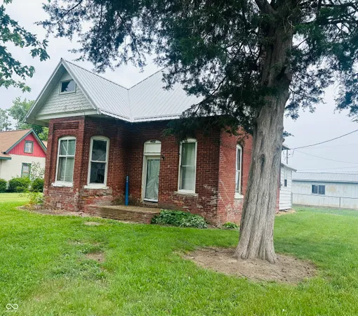 $80,500 | 402 North Willow Street, Dana, IN 47847