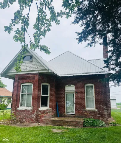 $81,000 | 402 North Willow Street, Dana, IN 47847