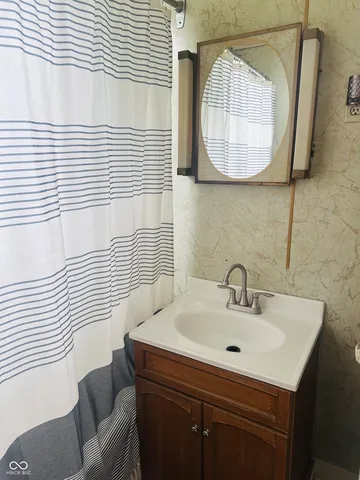 $81,000 | 402 North Willow Street, Dana, IN 47847