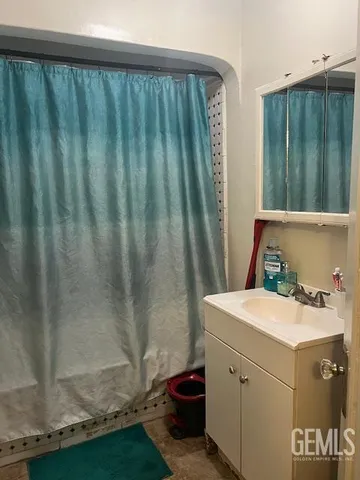 $255,000 | Undisclosed Address, Bakersfield, CA 93308