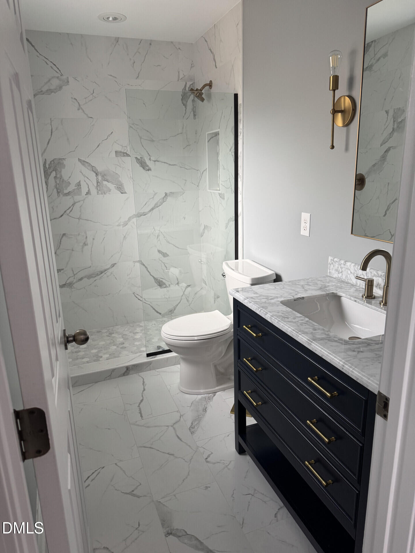 9816 Cicero Drive Raleigh, NC 27617 - Photo 9 of 11 9816CiceroDr_68566_8
