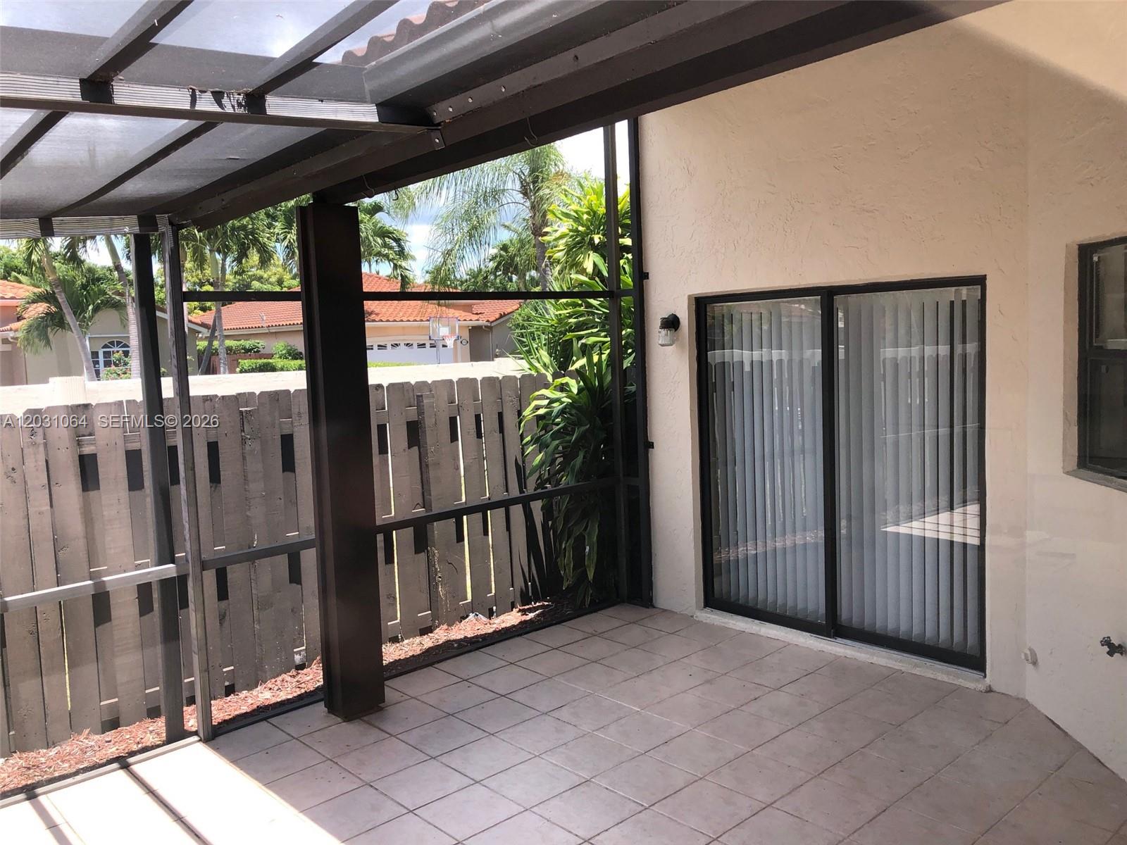9082 Southwest 112th Place Miami, FL 33176 - Photo 6 of 28