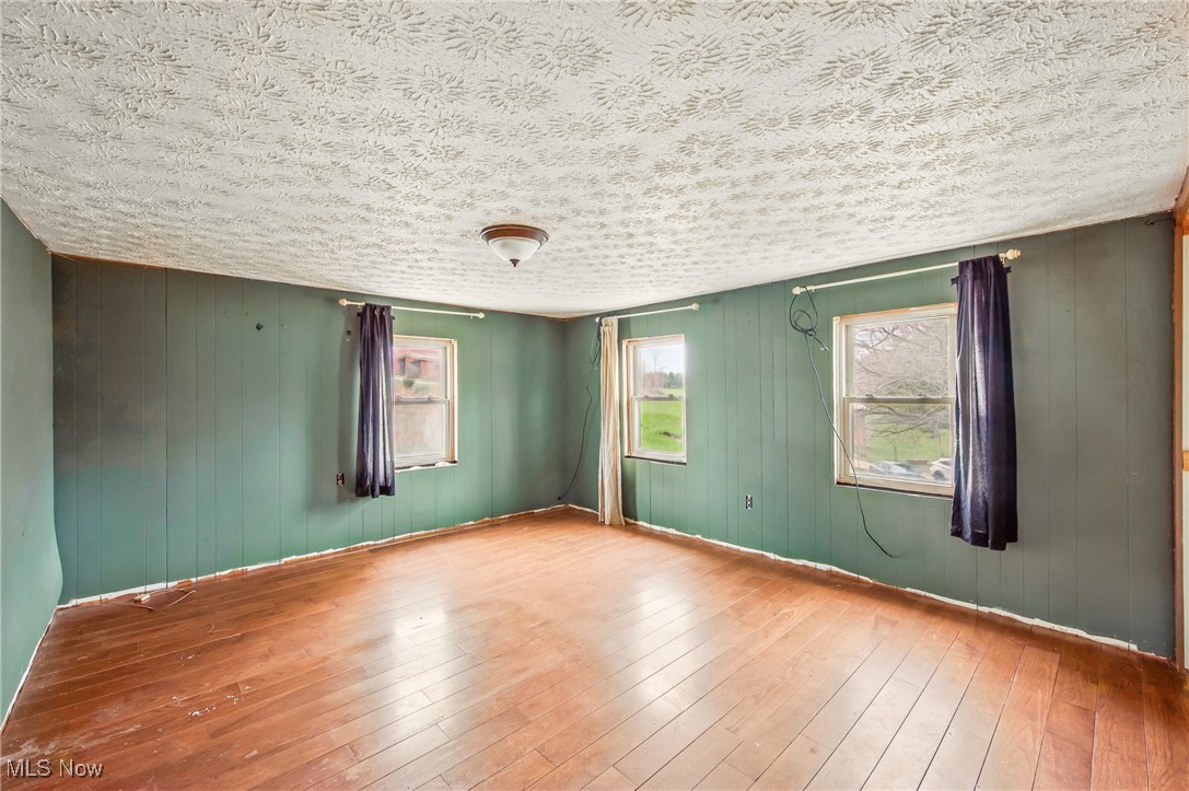 4939 Whinnery Road Winona, OH 44493 - Photo 32 of 40 Hardwood flooring
