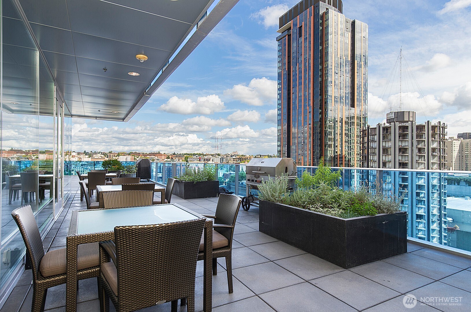 737 Olive Way, Unit 2706 Seattle, WA 98101 - Photo 21 of 24