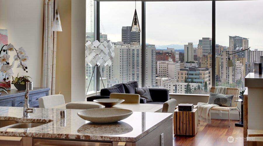 737 Olive Way, Unit 2706 Seattle, WA 98101 - Photo 3 of 24