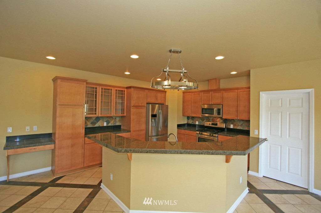 21509 Connells Prairie Road Buckley, WA 98321 - Photo 6 of 15 Gallery Image 6