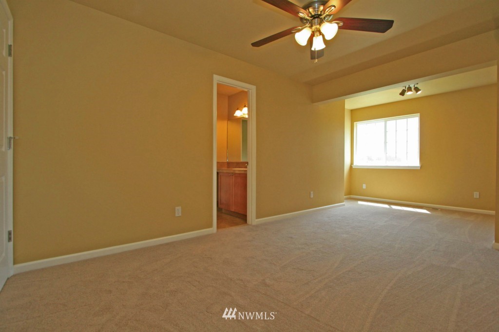 21509 Connells Prairie Road Buckley, WA 98321 - Photo 10 of 15 Gallery Image 10