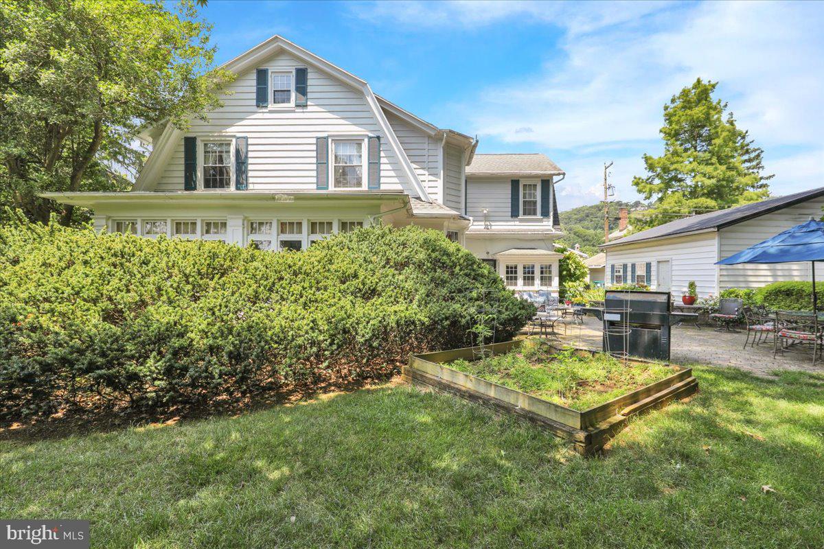 2503 Prospect Street Reading, PA 19606 - Photo 9 of 59
