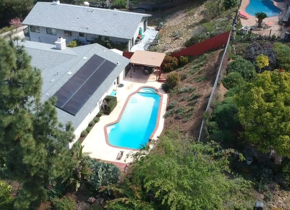 12063 Gay Rio Way Lakeside, CA 92040 - Photo 2 of 47 Gallery Image 2