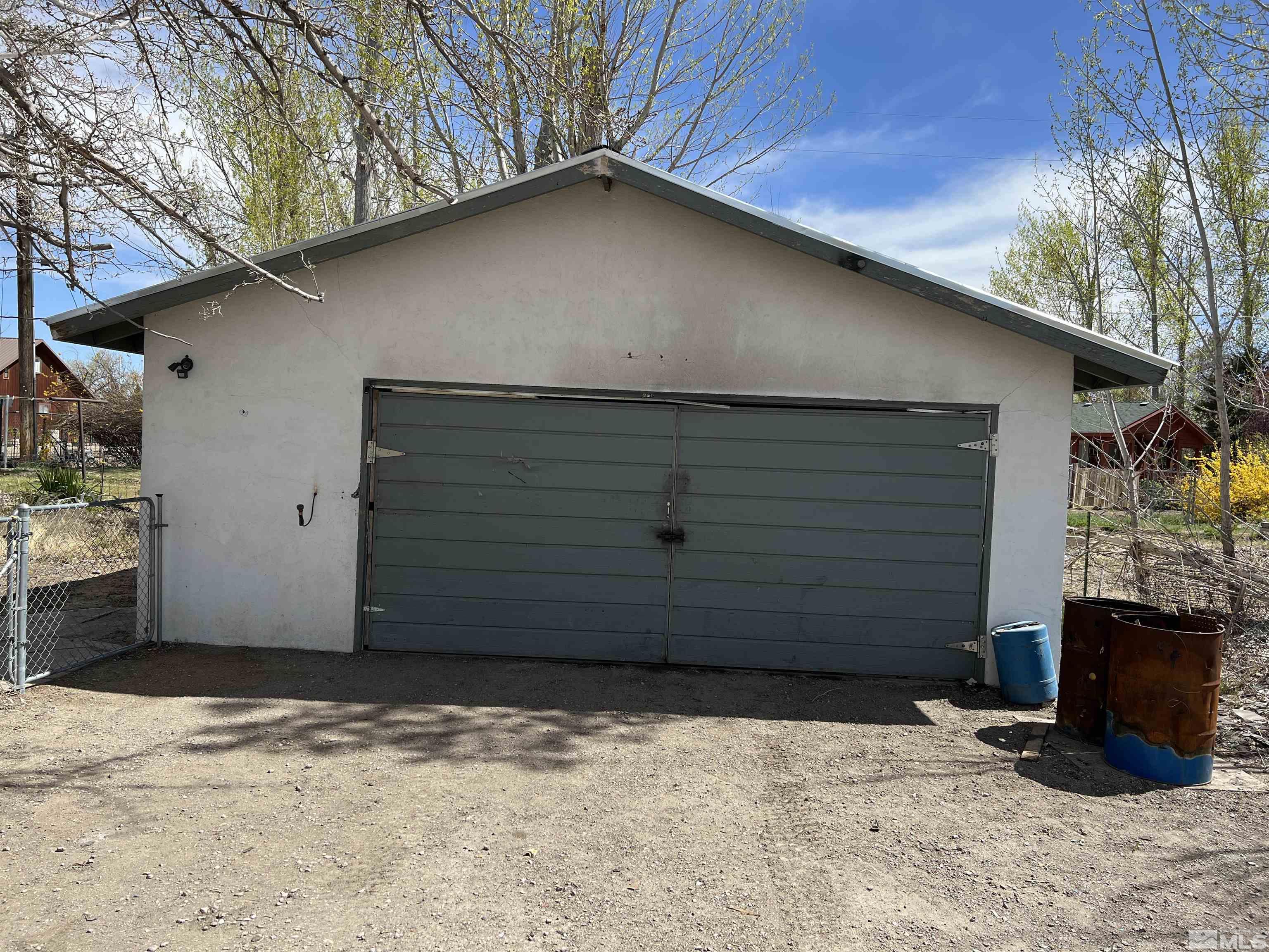 1495 Rice Road Fallon, NV 89406 - Photo 20 of 22 a side view of a house