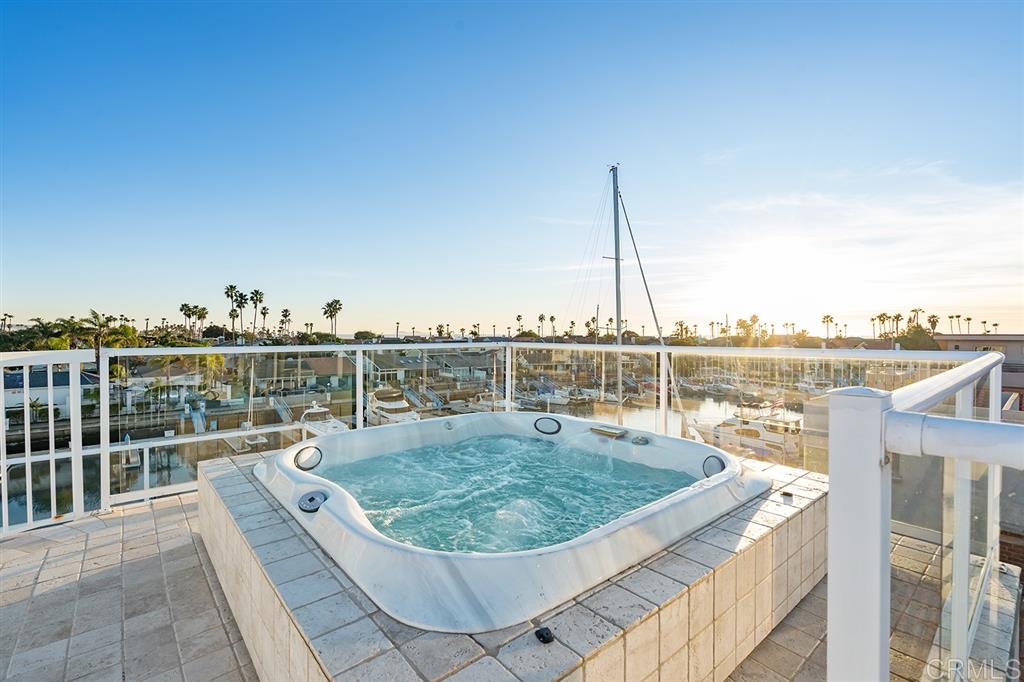 34 Green Turtle Road Coronado, CA 92118 - Photo 18 of 25