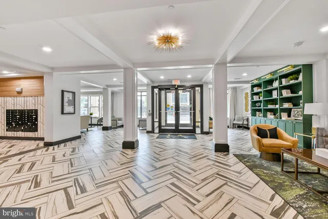 $645,000 | 10755 Fairgrounds Drive, Unit 431, Fairfax, VA 22030