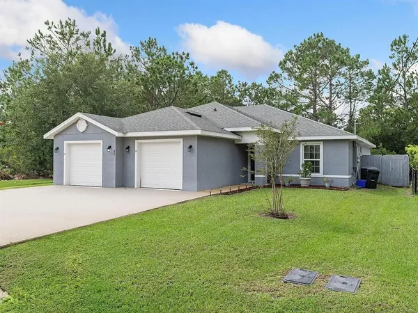 $1,800 | 84 Buttonworth Drive, Palm Coast, FL 32137