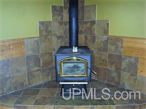 4119 East Maple Ridge 37th Road Rock, MI 49880 - Photo 7 of 26
