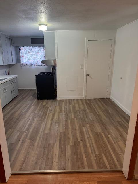 2313 Riordan Street Muskegon, MI 49444 - Photo 8 of 28 IMG_3138