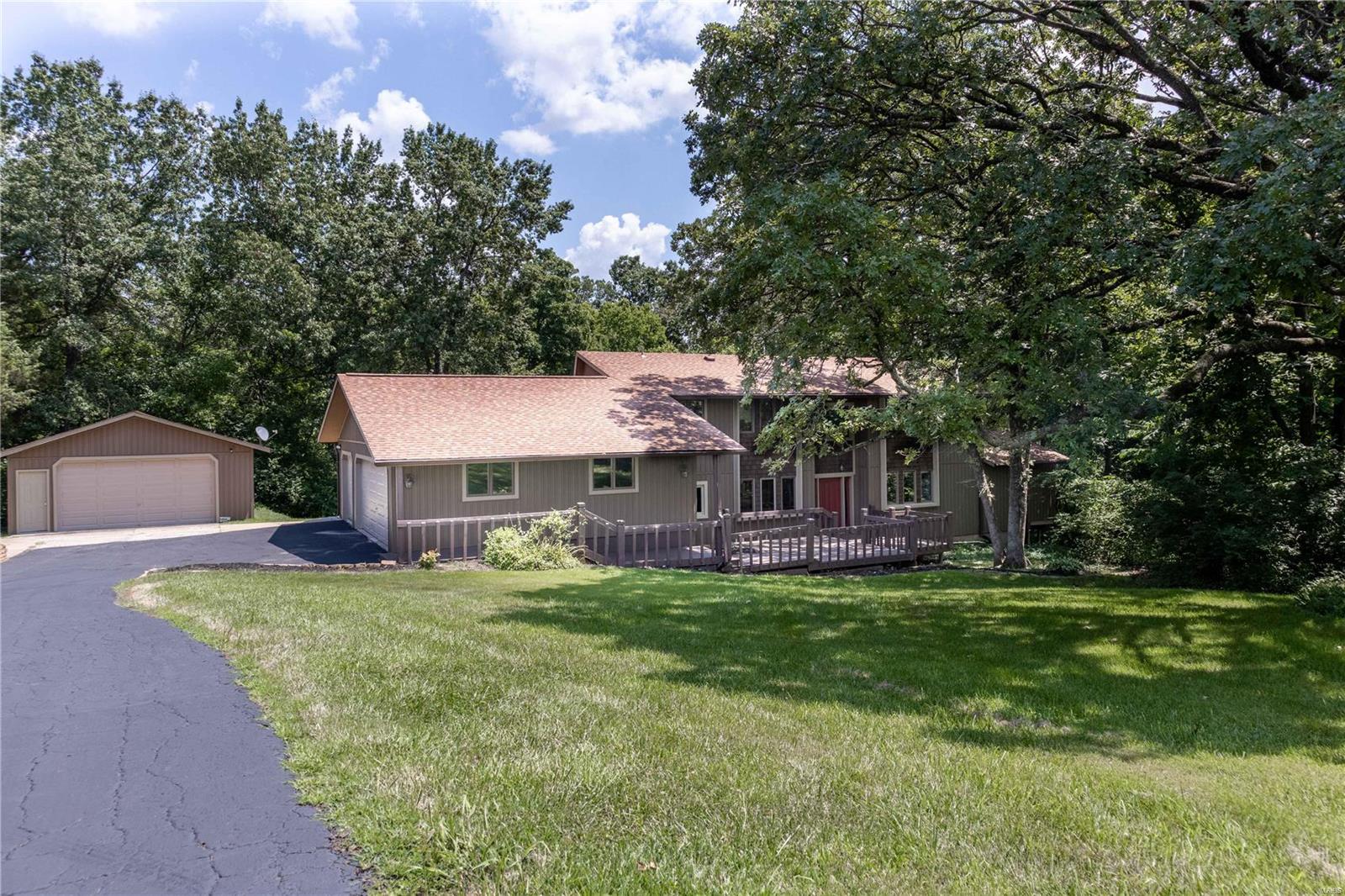 1700 Birdie Hills Road Cottleville, MO 63376 - Photo 2 of 27