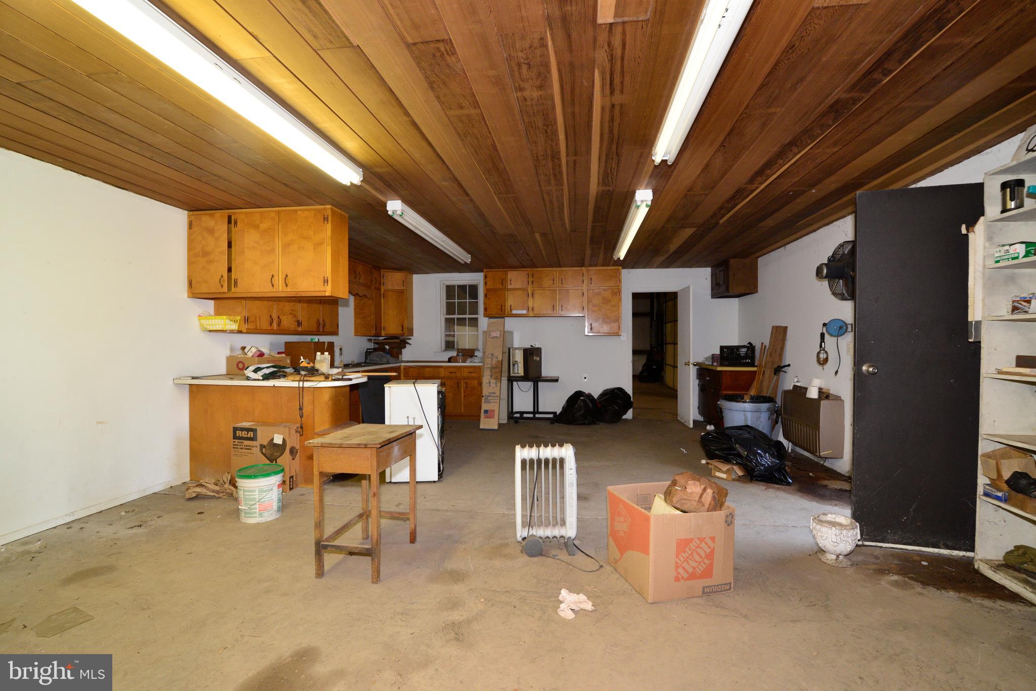 43157 Lucketts Road Leesburg, VA 20176 - Photo 42 of 56 Service door~to kitchen area