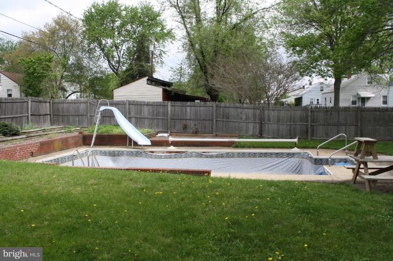 7526 Harmans Road Harmans, MD 21077 - Photo 2 of 13 Back Yard