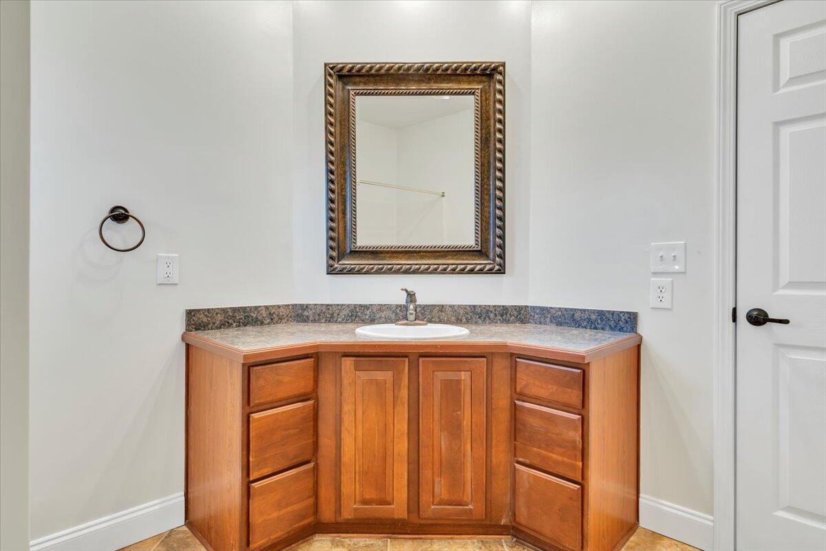 4716 Meadors Spur Road Moneta, VA 24121 - Photo 33 of 51 33-MIB09188