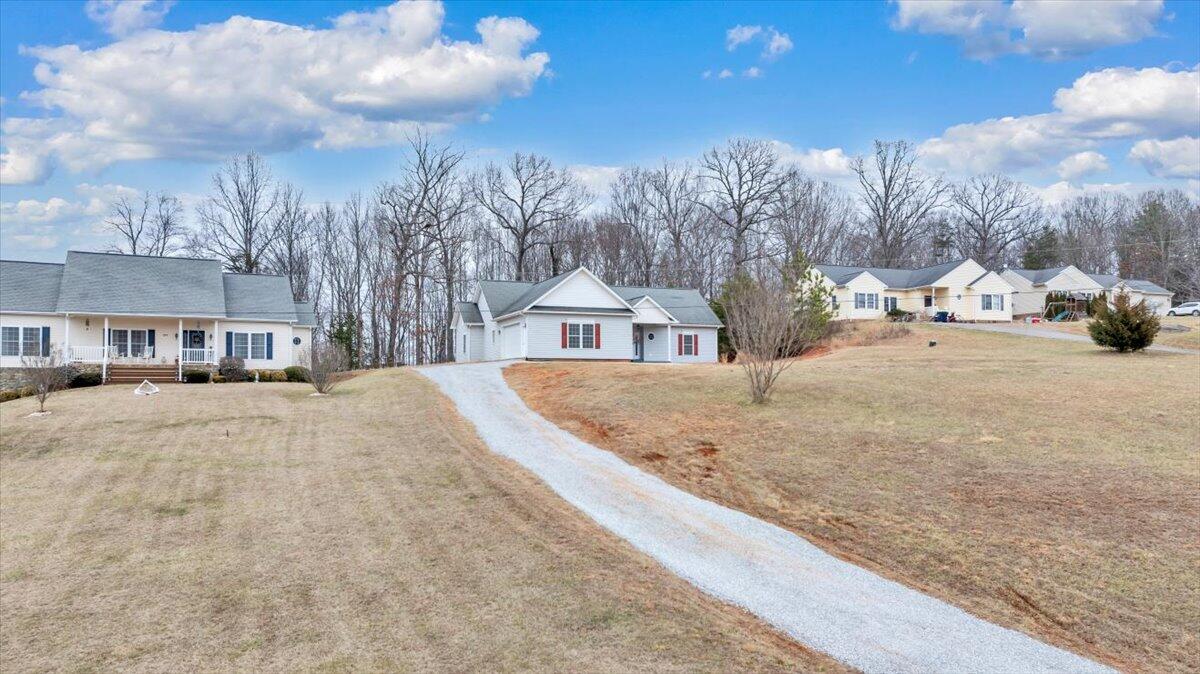 4716 Meadors Spur Road Moneta, VA 24121 - Photo 48 of 51 48-DJI_20260106013942_0156_D