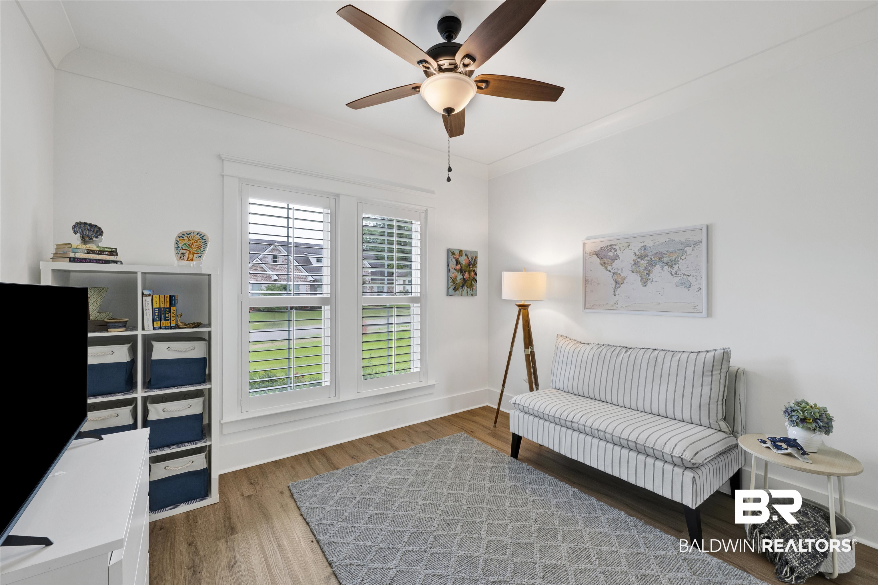 21702 Pillars Street Fairhope, AL 36532 - Photo 28 of 54 Bright interior space with wood-finish flooring and crown molding