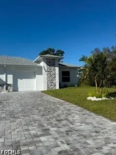 $1,800 | 350 Limerick Avenue South, Lehigh Acres, FL 33974