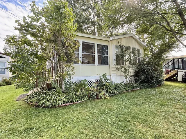 $120,000 | 23 Whites Lane North, Unit AVE B, Grand Isle, VT 05458