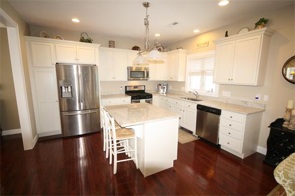 21 Taft Mill Road Grafton, MA 01560 - Photo 2 of 24 Gallery Image 2