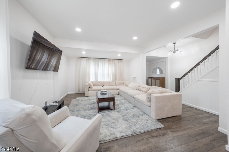 412 Spruce Street Linden, NJ 07036 - Photo 5 of 16