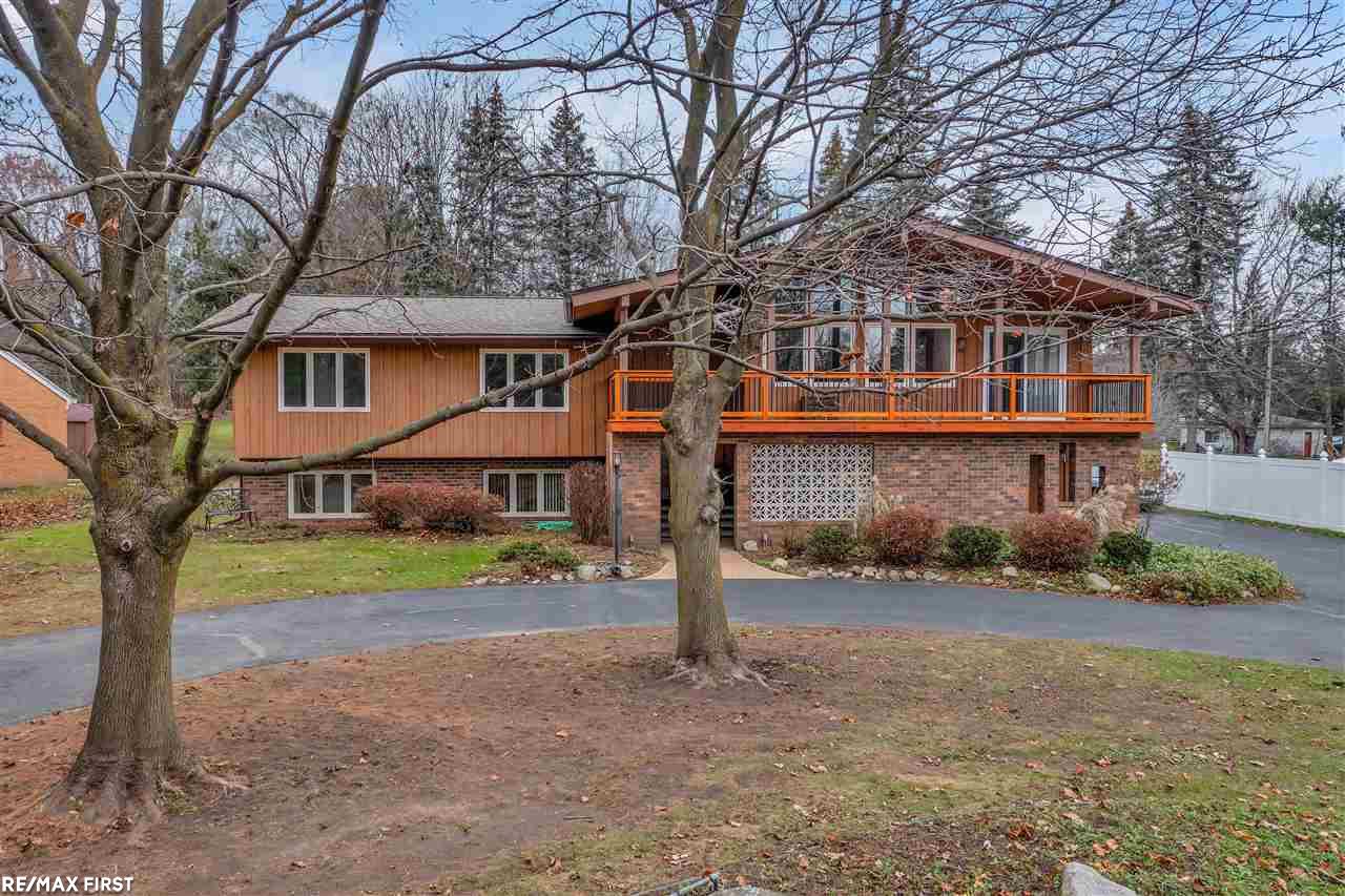 2302 Colorado Rochester, MI 48309 - Photo 7 of 51 50062334-6.JPG