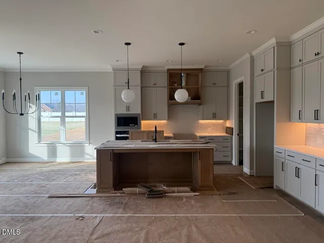 $750,000 | 160 Summerlin Drive, Clayton, NC 27527