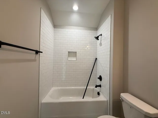 $750,000 | 160 Summerlin Drive, Clayton, NC 27527