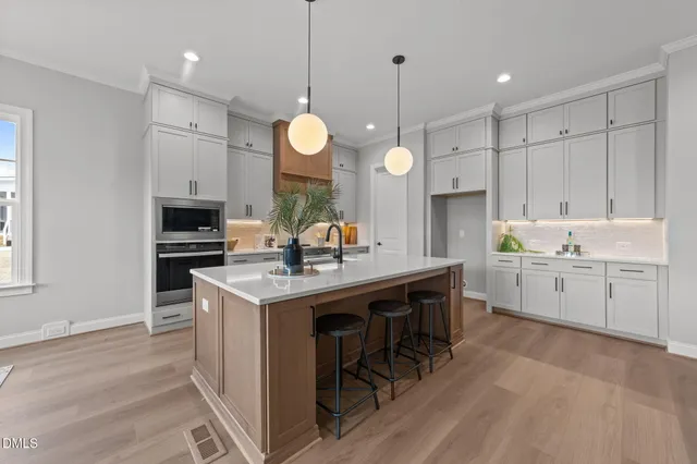 $750,000 | 160 Summerlin Drive, Clayton, NC 27527