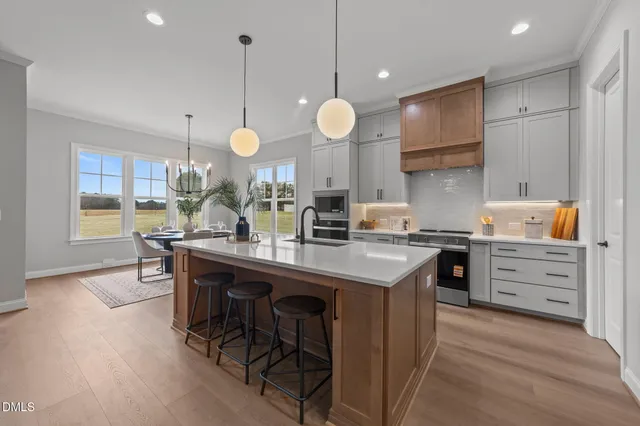 $750,000 | 160 Summerlin Drive, Clayton, NC 27527