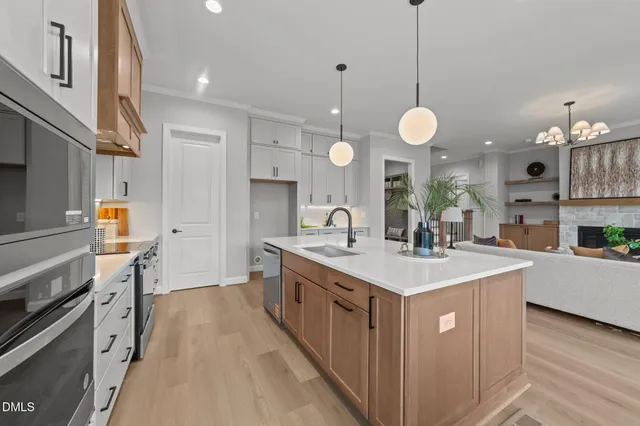 $750,000 | 160 Summerlin Drive, Clayton, NC 27527